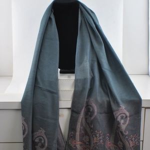 woman wrap